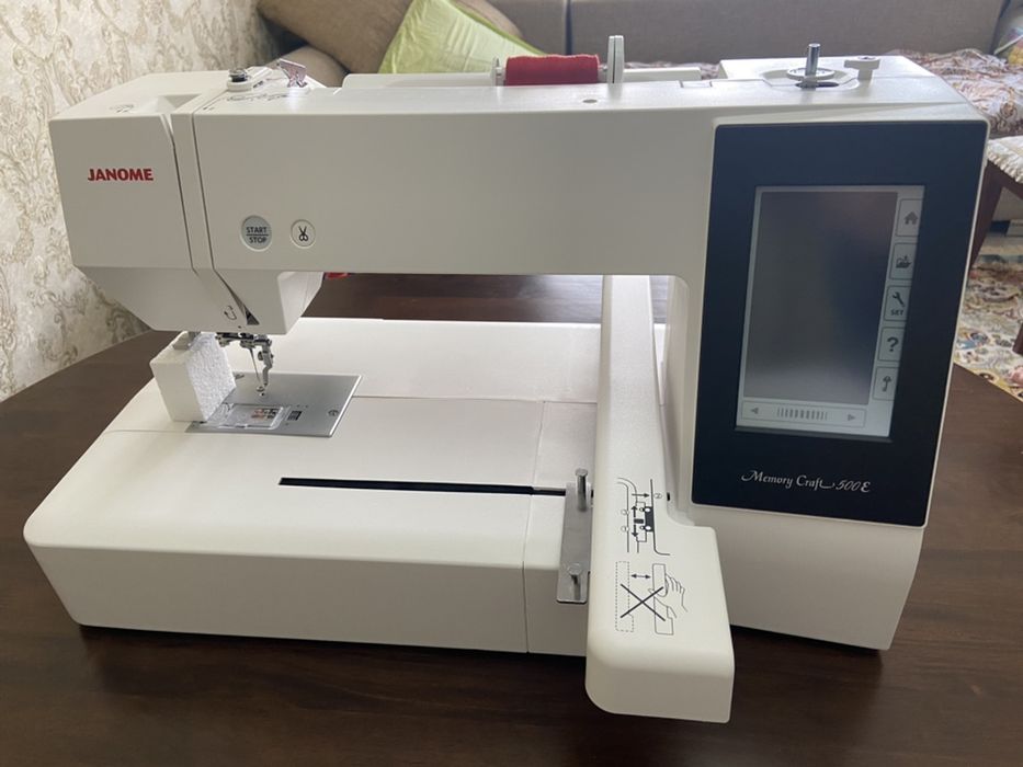 Janome memory craft 500 e. Janome 500e.