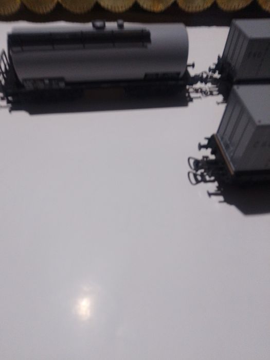 Нови вагони от сет PIKO 1:87 HO