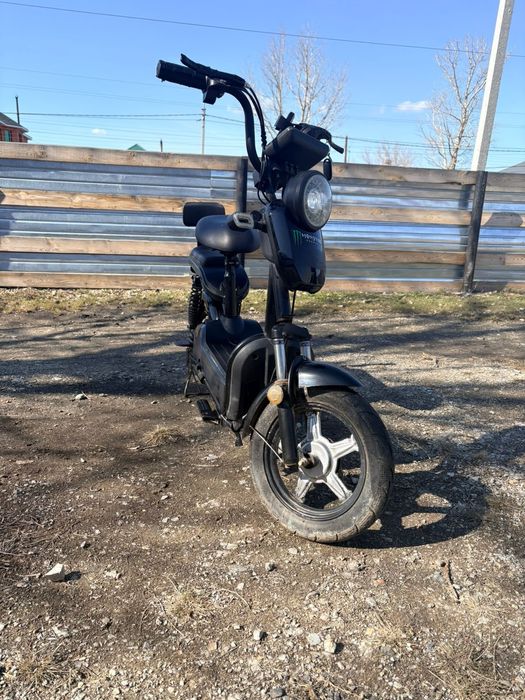 Скутер электрический