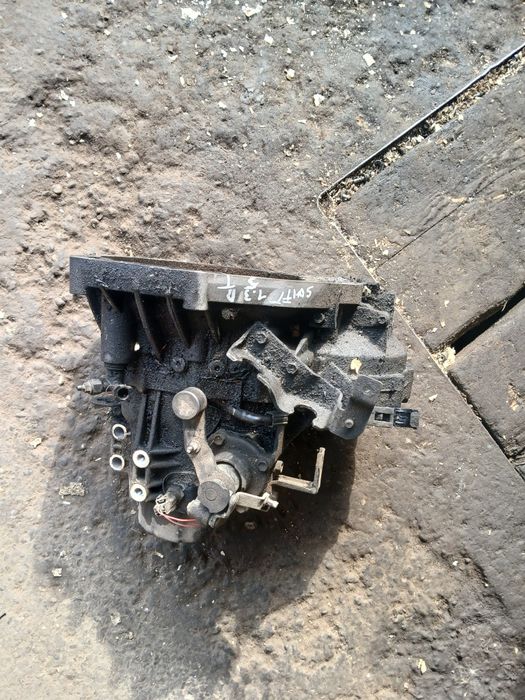 Cutie Viteze Suzuki Swift 1.3 diesel din 2007