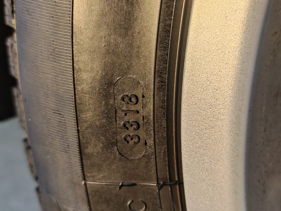 Джанти със зимни гуми 16"