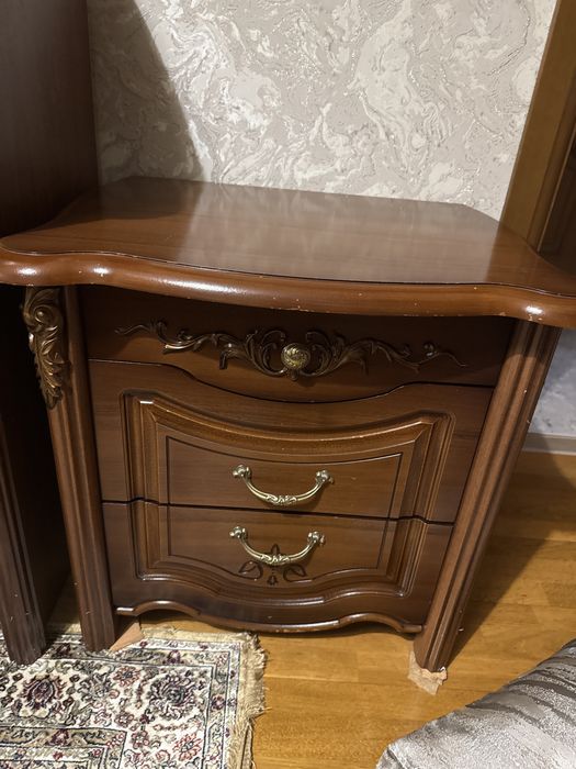 Продам спальный гарнитур