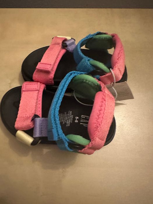 Детски сандалки GAP