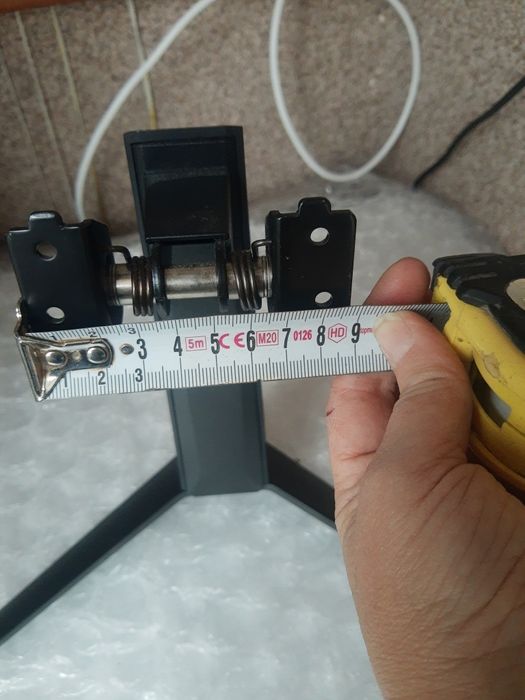 Стойка за монитор