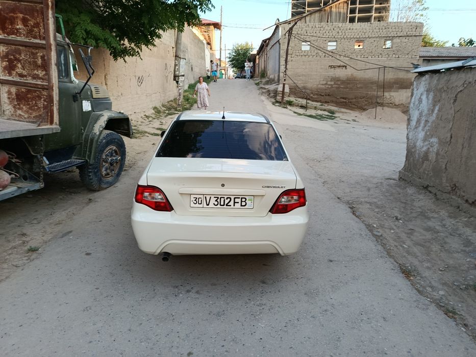 Nexiya 2 2008 holati urtacha