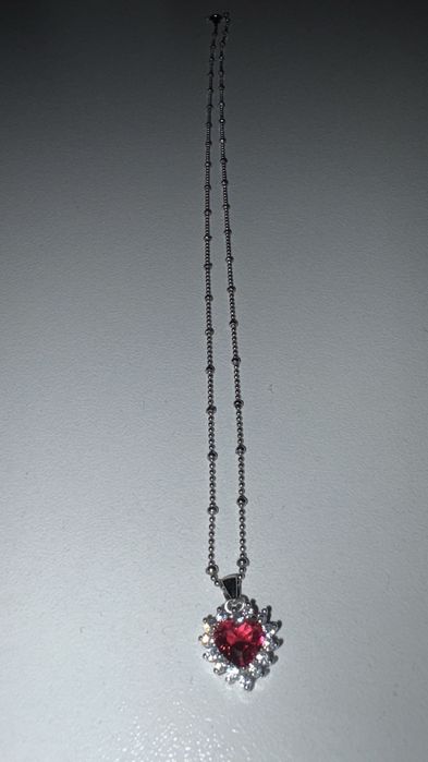 Сребърно нежно колие