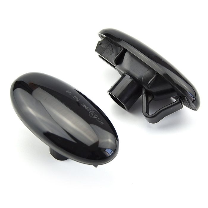 Повторитель поворотника Мазда