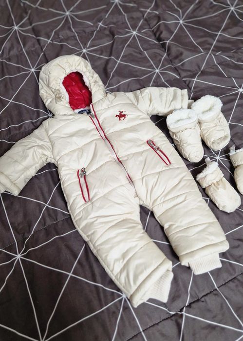 Продам детские комбинезоны