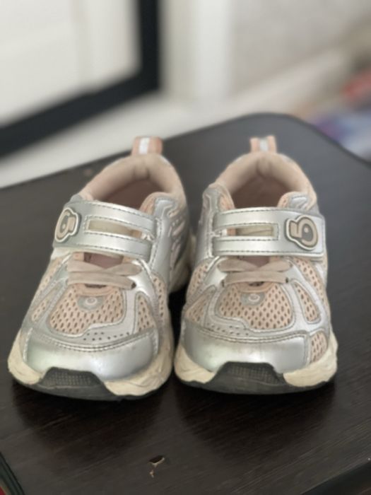 Кроссовка для девочек