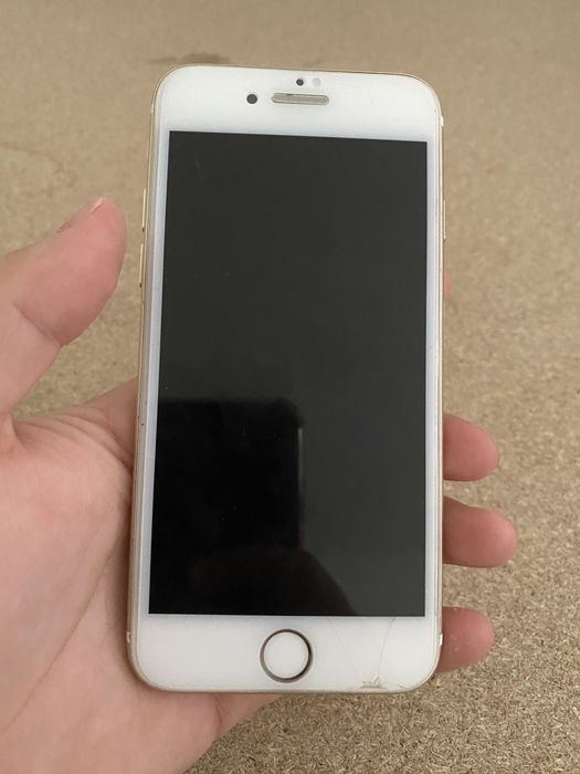 Iphone 7 128 гб емкость 100%