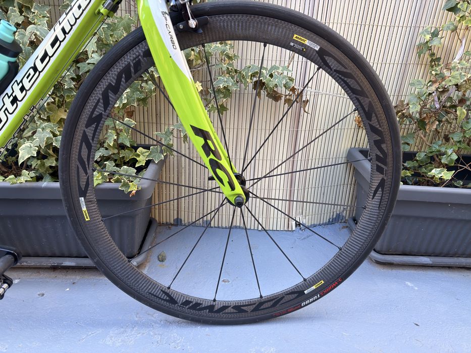 Roti cursiera Mavic Cosmic Carbon