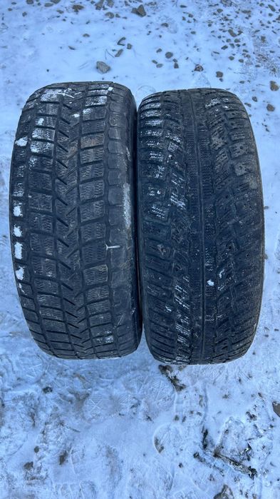 Продам зимние шины,