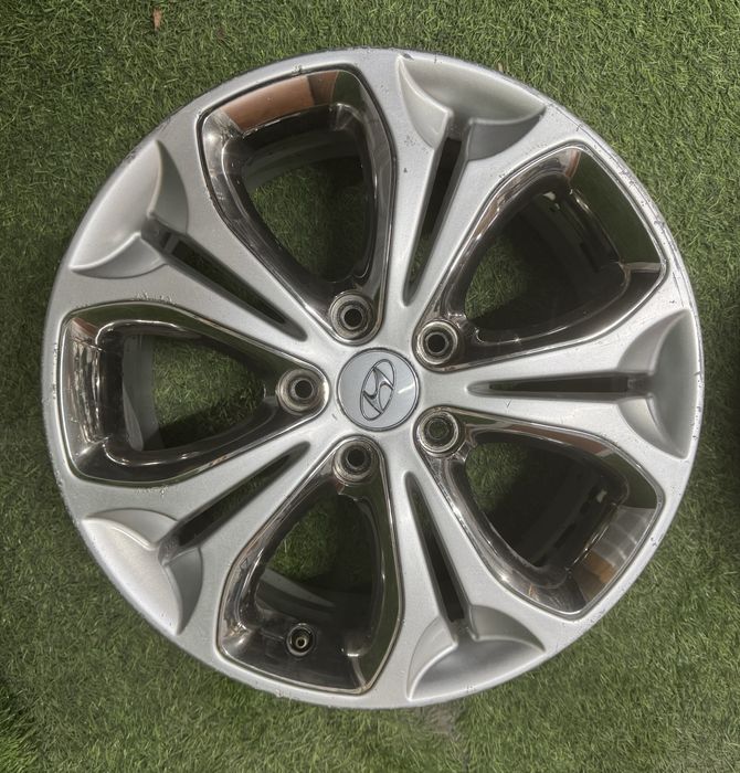 Диск титанки R17 5x114.3 Hyundai оригинал