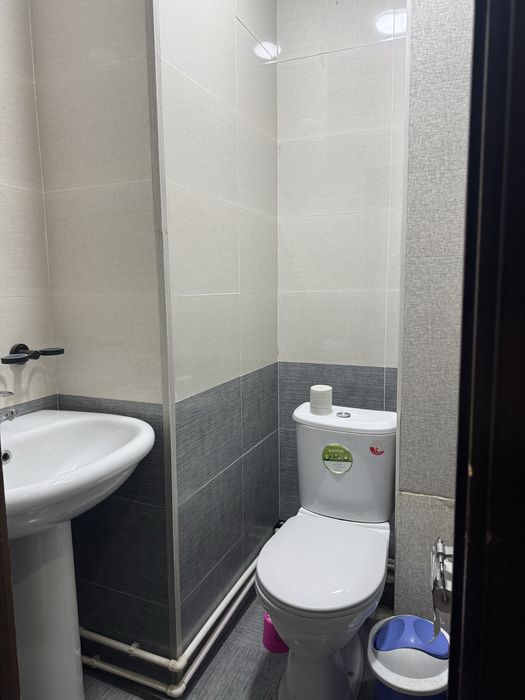 3 xonali yunusobod 4-kvartalda shoxsaroy toyxonani oldida arenda