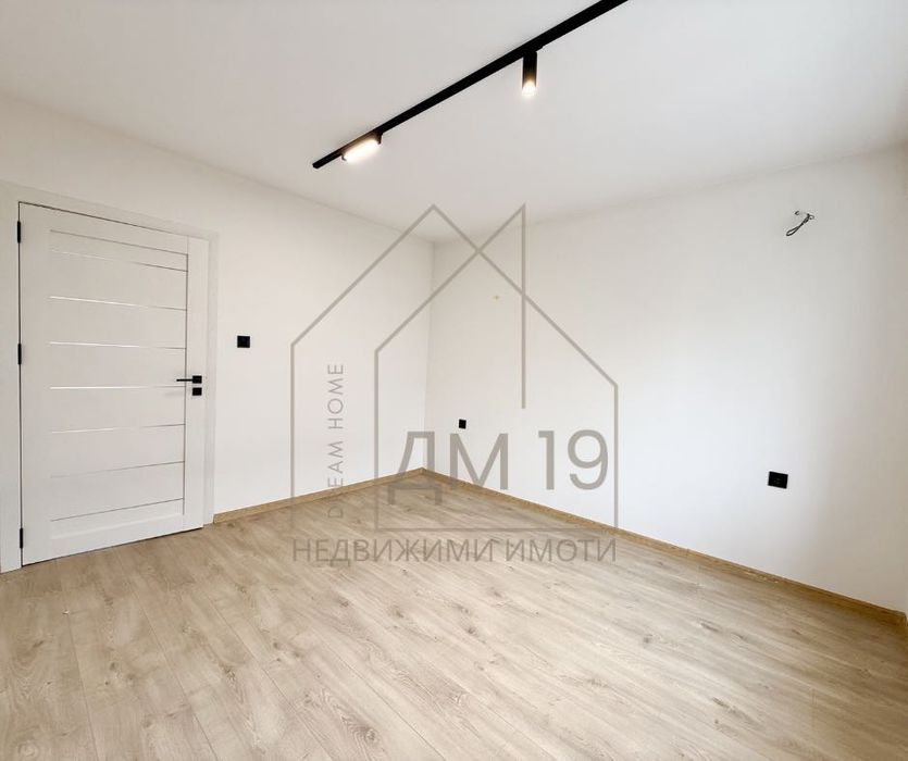 Четиристаен апартамент след ремонт в кв. Чайка, 3-ти етаж, Варна