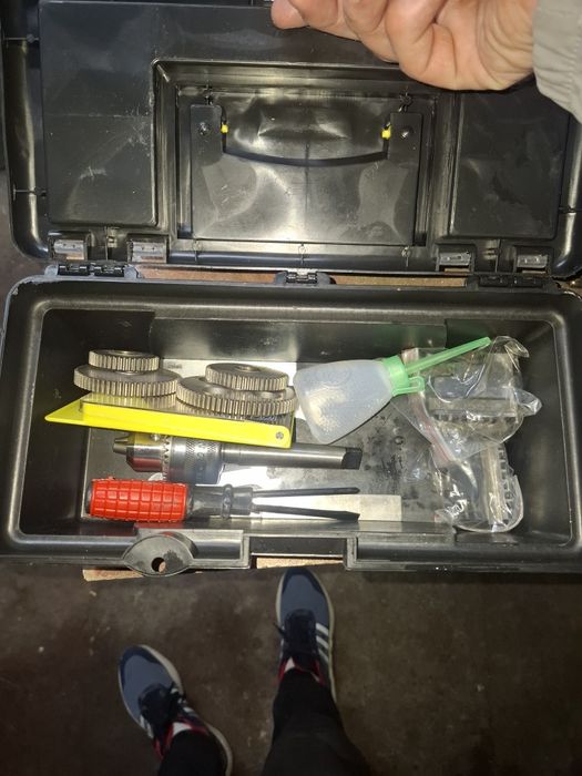 Токарный станок  по металлу