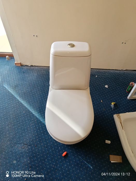 Врати, моноблокове душ кабини