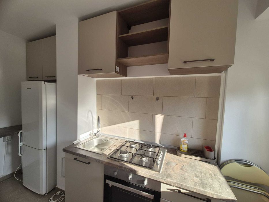 PARTICULAR Comision 0% | Garsonieră Tineretului/Sincai, 2 min metrou, renovată, mobilată, AC, boiler, balcon