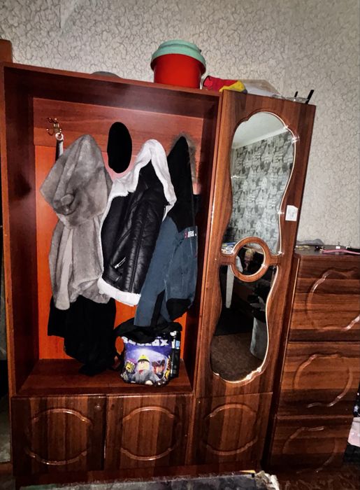 Продам прихожую