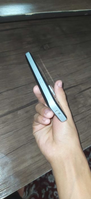 Novey t50 holati ideal arginal zaryadnik bilan, narxini kelishamiz