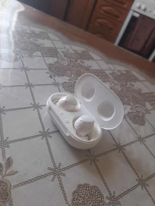 Наушники Galaxy buds Plus