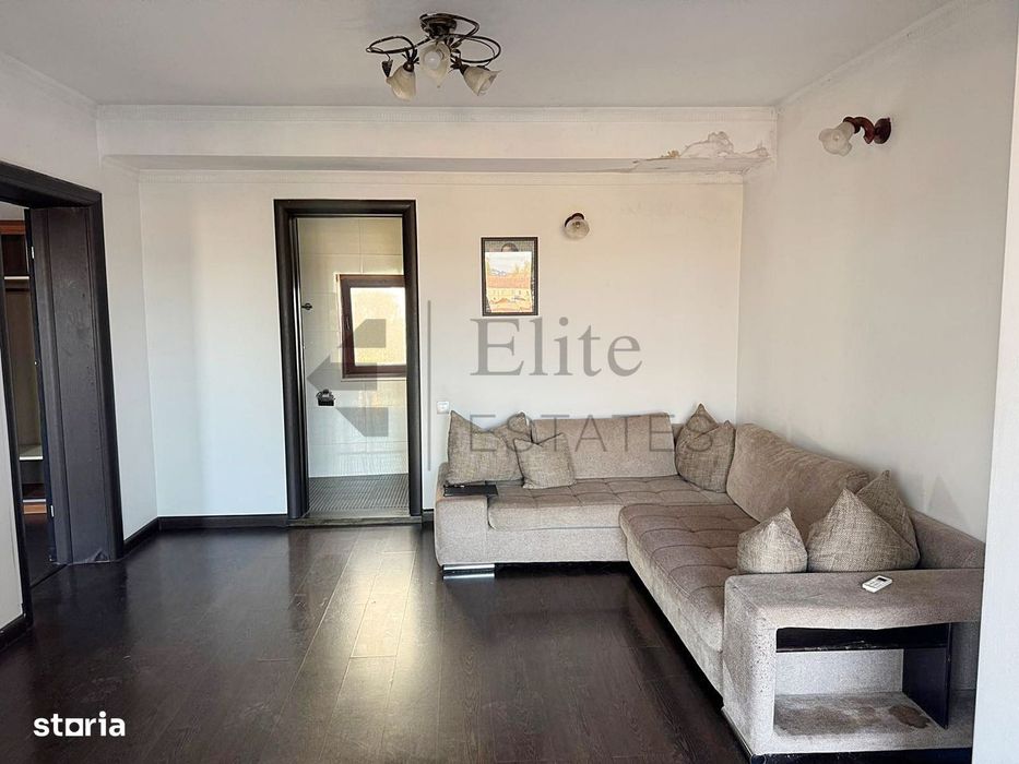 Apartament de inchiriat tip penthouse cu 2 camere Central