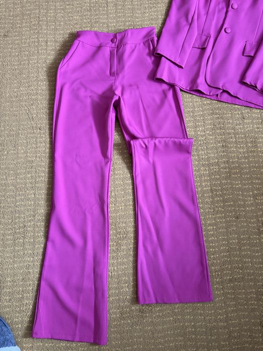 Vand costum dama din 3 piese