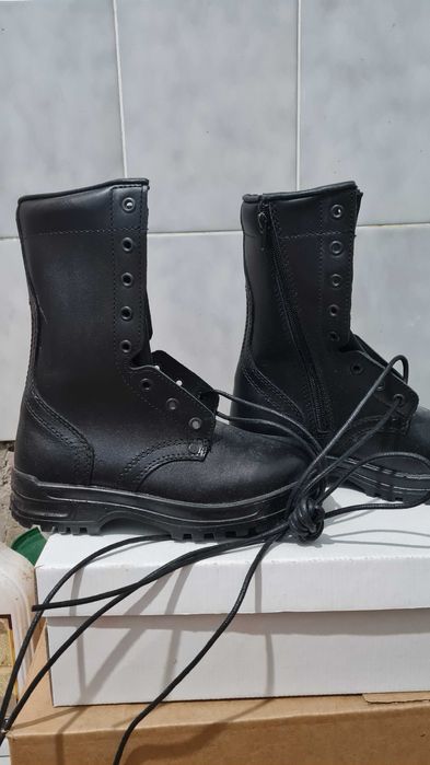 Кожанные ботинки подростковые