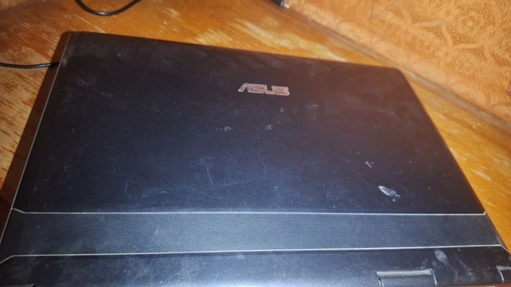 Продам ноутбук ASUS F5RL. ASUS F5RL noutbuk sotiladi