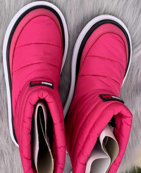 Tommy Hilfiger jeans оригинални дамски апрески 38 номер