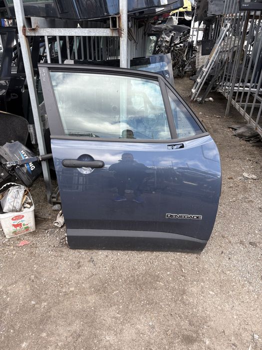 Врата предна дясна Jeep Renegade 2024год.
