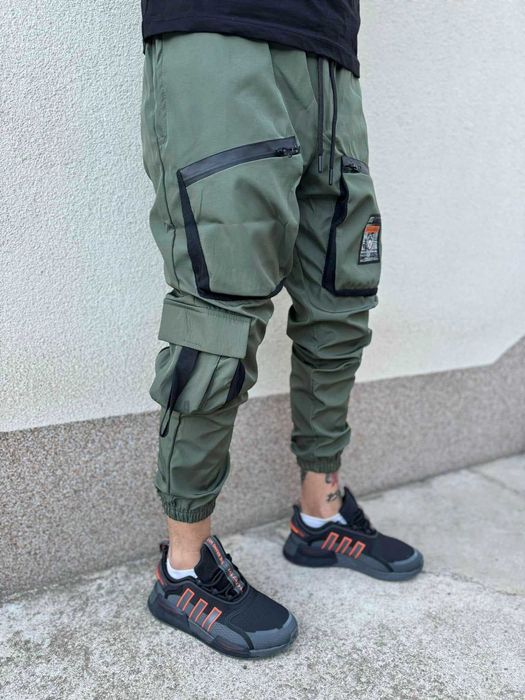 Предлагат се чисто нови ДЪНКИ. цената е само 15 лв.