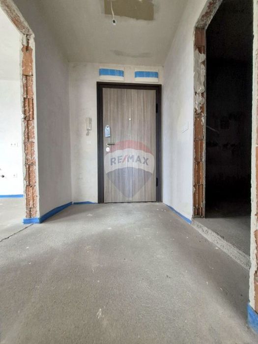 Продава се Двустаен апартамент в Варна, Младост 2 - 65 кв.м за 1192 €/кв.м - Снимка #11