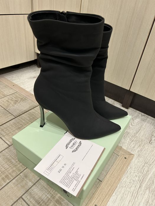 Продам стильные элегантные сапожки