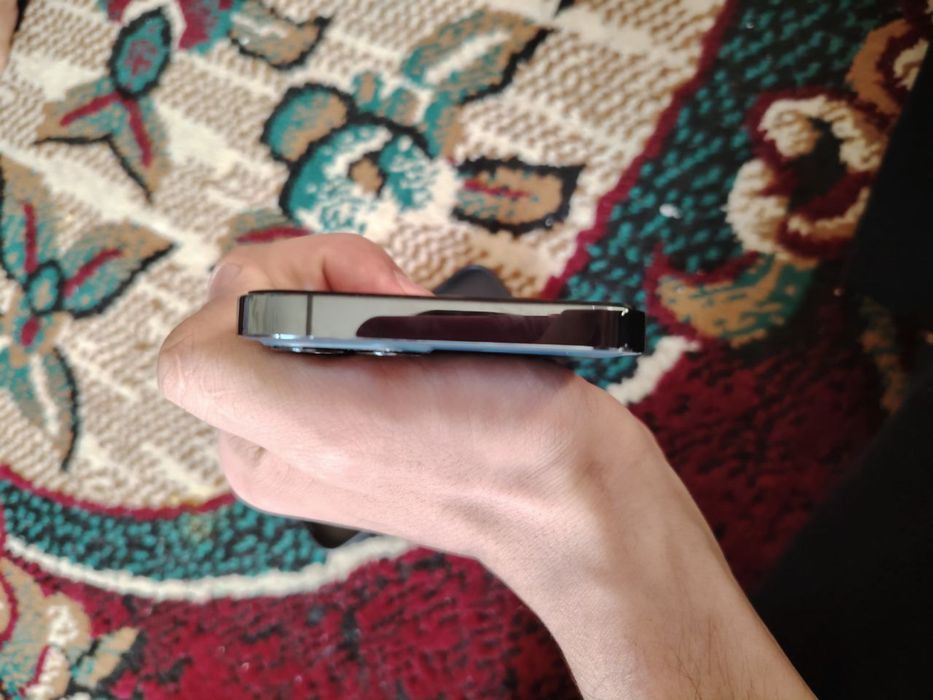 iPhone 12pro , xotira 128 , batareya holati 78% , holati ideal 10/10