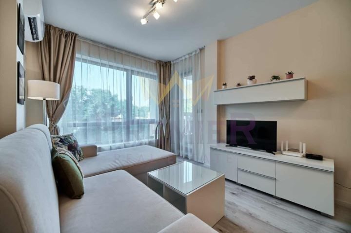 Дава се под наем Двустаен апартамент в Варна, Аспарухово - 60 кв.м за 600 € - Снимка #4