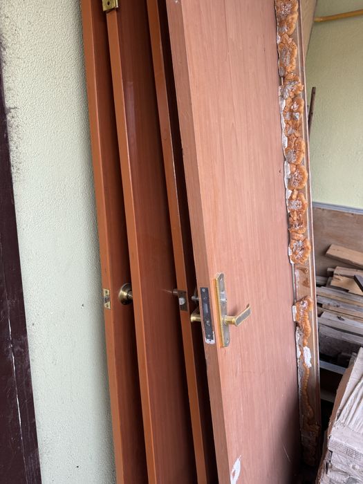 Все двери за 10 тыс,с ручками