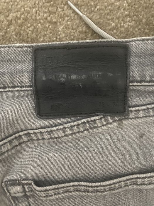 Blugi Levis 511 Gri