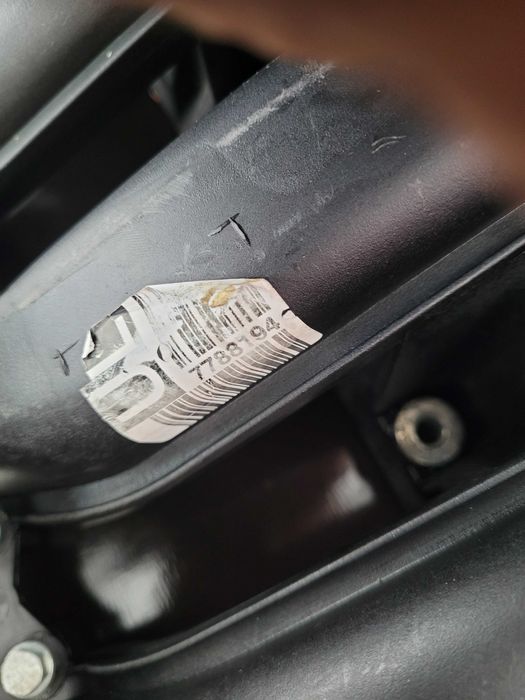 Galerie admisie BMW 2.0 d 3.0 d E90 E60 X3 E83