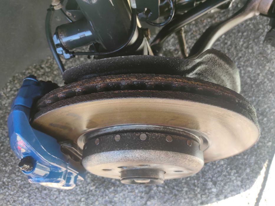 M performance спирачки 370/345 за BMW F2x/F3x