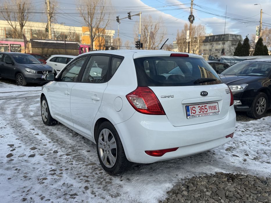 Kia Ceed 2012, 1.6crdi, RAR facut, istoric service, rate si garantie!