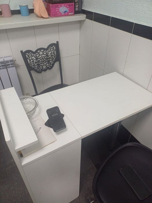 Сдам в арену Парихмахерское кресло,