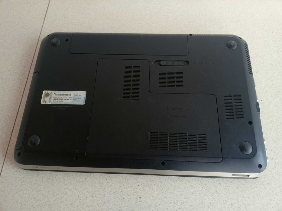 Laptop HP DV6 display 15,6 Procesor I5-2430m ram 8 ddr3 Radeon HD6490