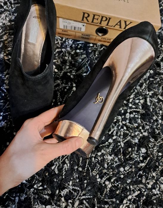 Replay черни токчета със златно