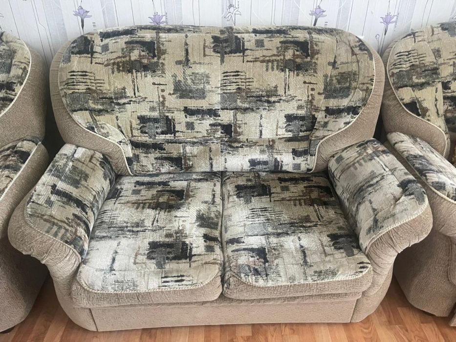 Раскладываемый средний Диван