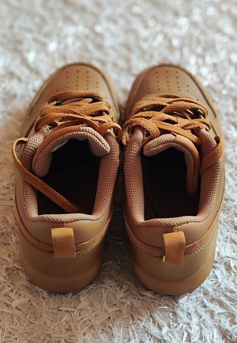 Оригинални маратонки Nike Lu3