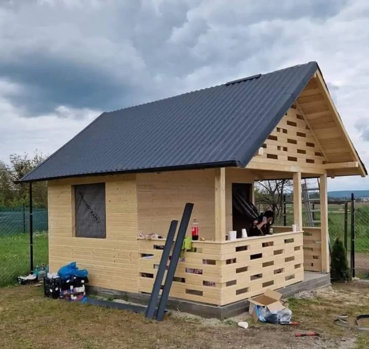 Executam căsuțe ,case , foisoare și terase din lemn uscat , tratat și