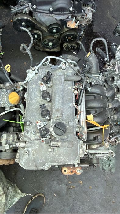 Двигатель Toyota Corolla 1.8 2ZR