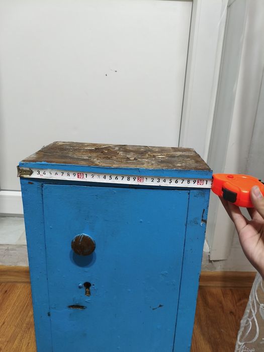 Продам сейф советский