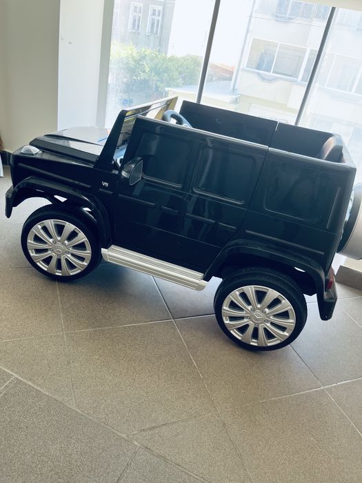 Акумулаторна кола Mercedes G500 с дистанционно